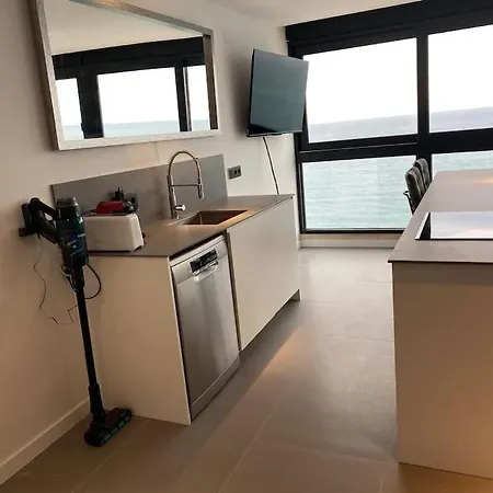 Estupendo En Planta 23 Primera Linea Apartment *